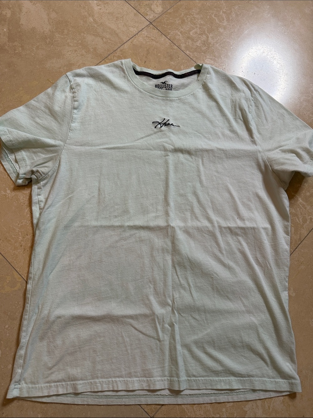 💙Hollister Men's Short-Sleeve Crew Tee in Tie Dye Light Green and White💙